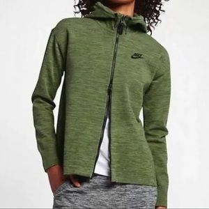 Nike Tech Knit Women’s Hoodie Size L 835641-387